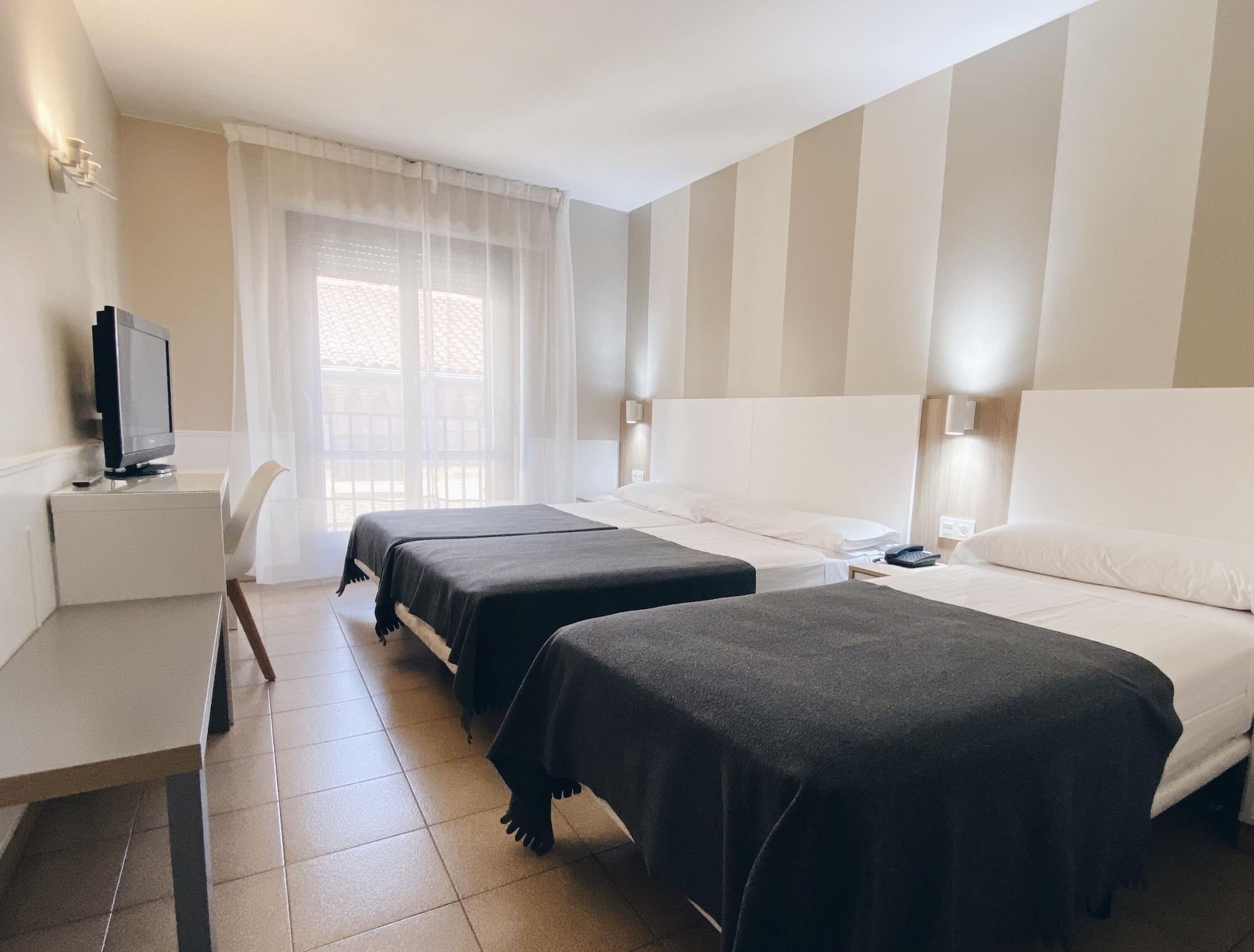 Hotel Rio Arga Сарагоса Екстер'єр фото